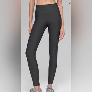 ALO Yoga 7/8 High-Waist Airlift Legging in Anthracite
